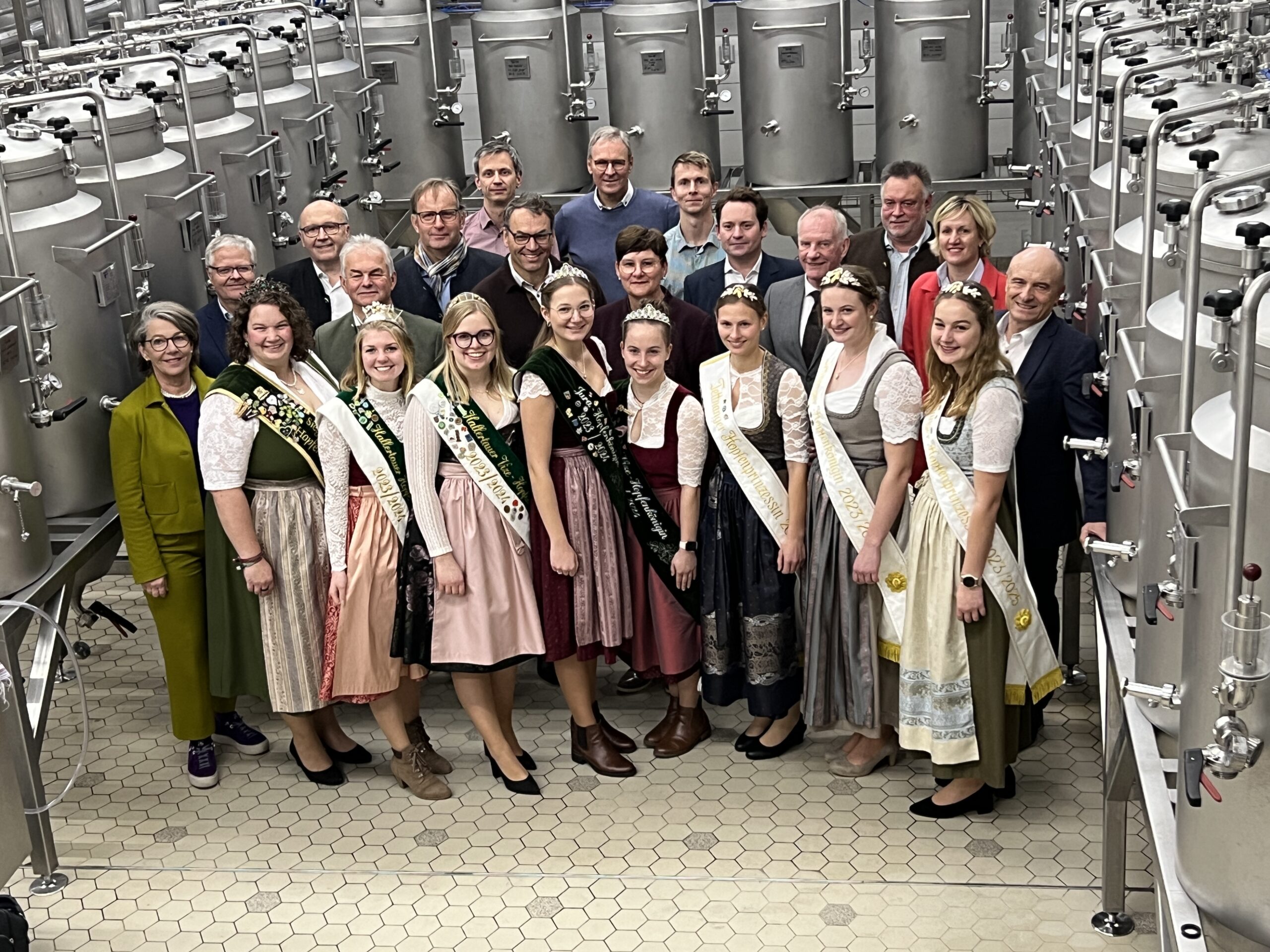 Lesen Sie mehr über den Artikel Königlicher Besuch zum Saisonauftakt